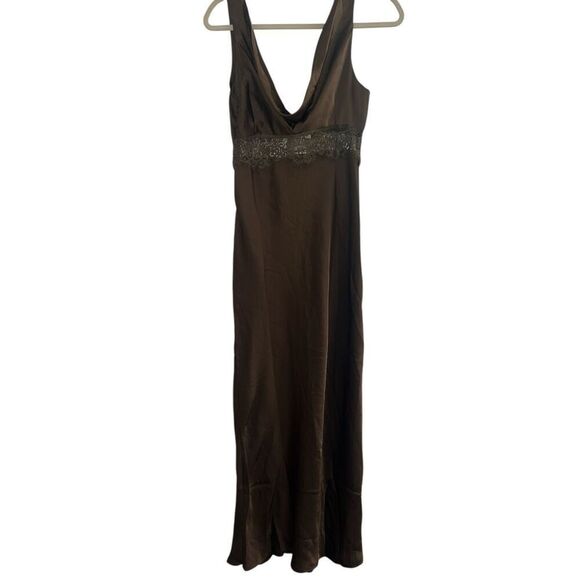 ✨JULIET MIDI DRESS - V NECK LACE INSERT SATIN SLIP SZ 6 DRESS IN CHOCOLATE✨ - Picture 9 of 13